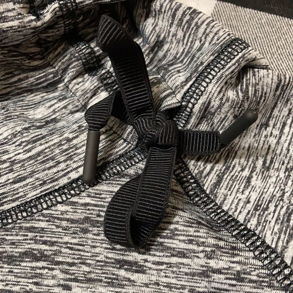 Eddie Bauer Motion Fleece Long Sleeve Cowl Shirt - Picture 9 of 13